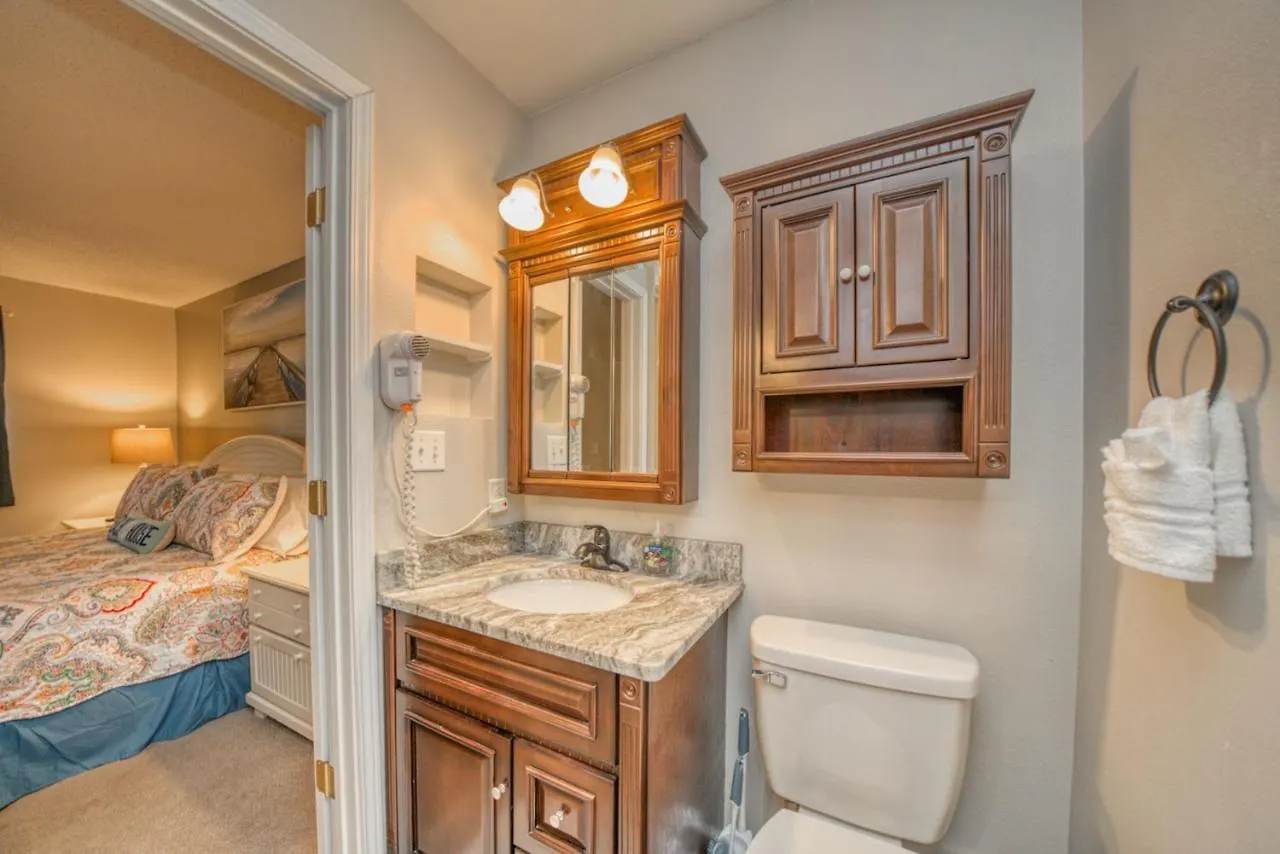 Ground Floor Gulf Front Oasis On Crystal Beach Destin 0*,  ABD
